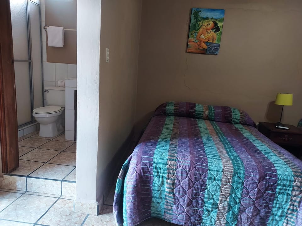 Bed, Bathroom, Photo of the whole room