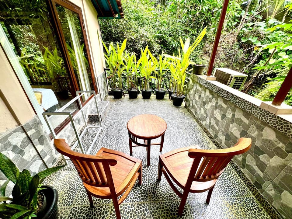 Jero Pangkung GuestHouse Bed and Breakfast in Ubud
