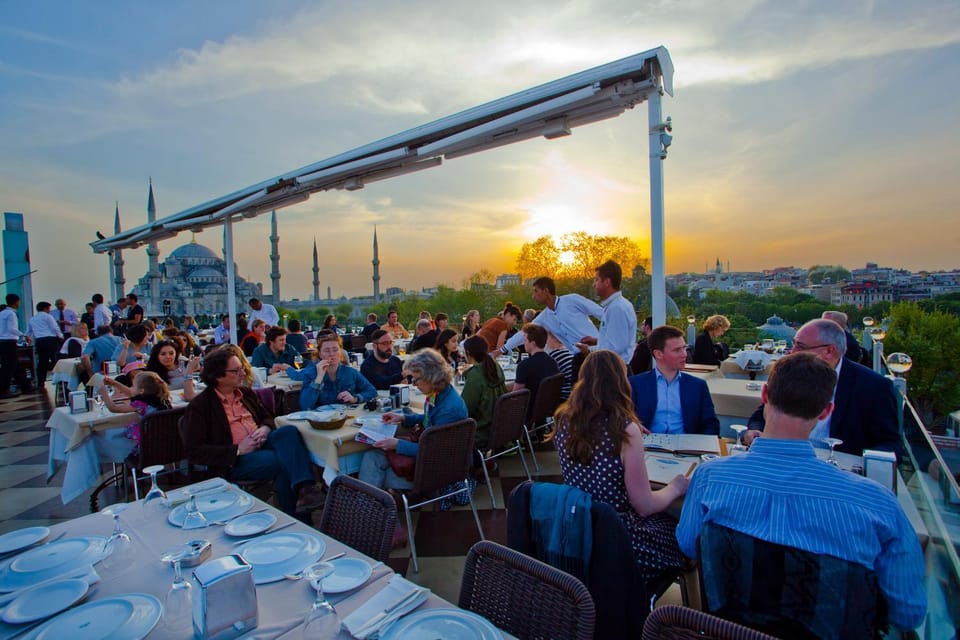 Restaurant/places to eat, Restaurant/places to eat, View (from property/room), Balcony/Terrace