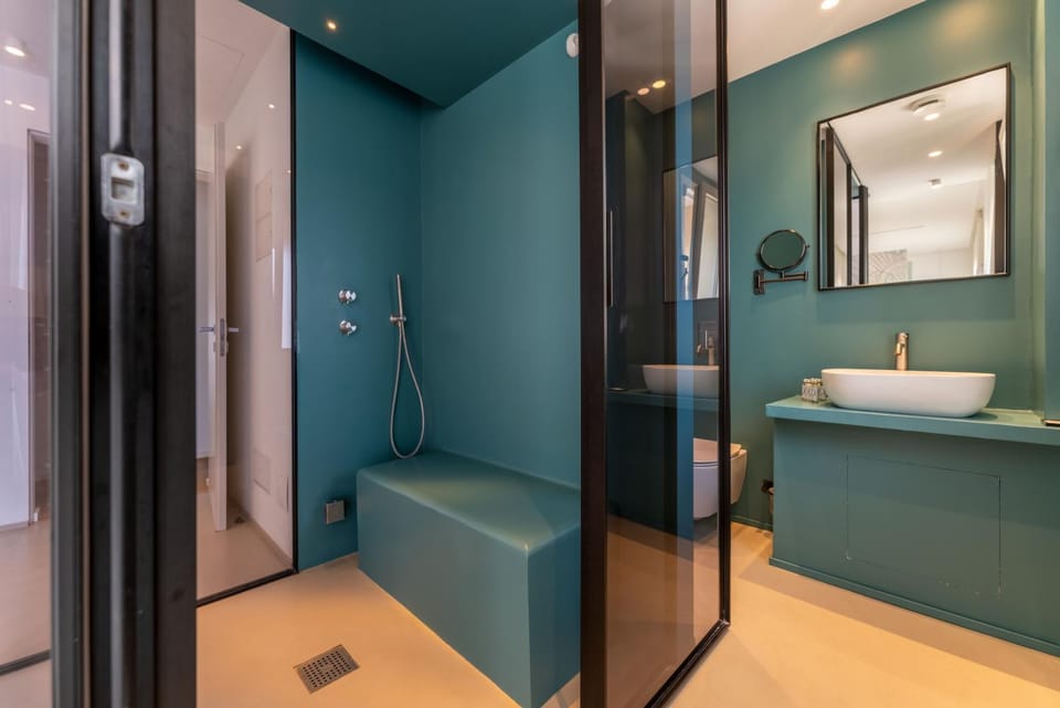 Shower, Bathroom