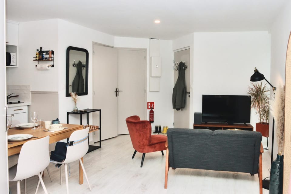La Source - Spacieux T2 au coeur du village, à 5min des plages Apartment in Brittany