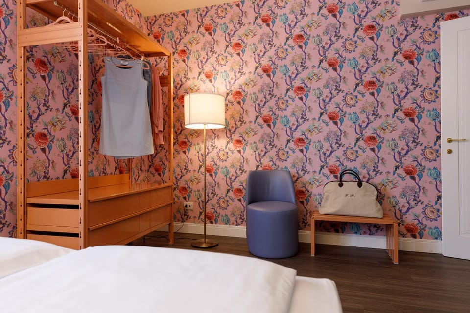 Decorative detail, Bedroom