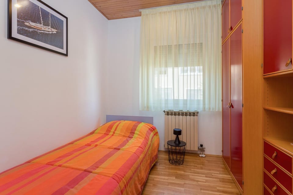 MIA APARTMENT , free parking Apartment in Pula