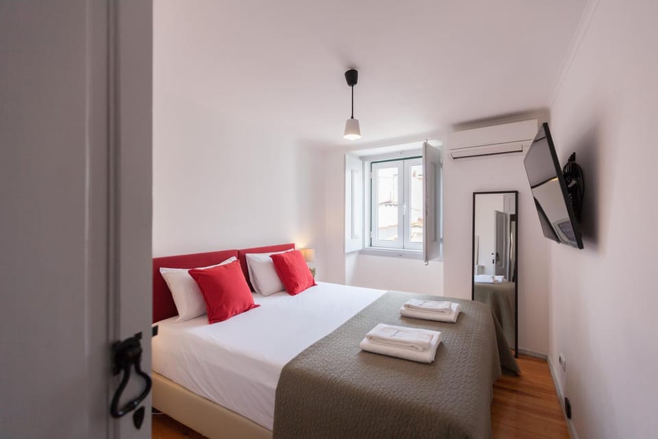 FLH Bairro Alto Bright Flat Apartment in Lisbon