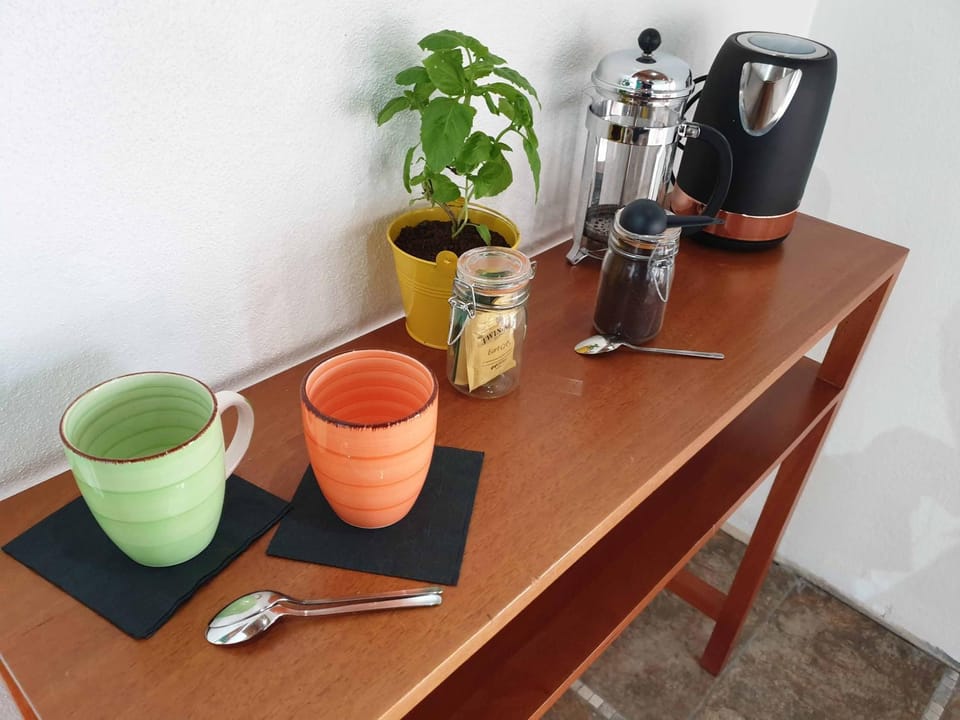 Coffee/tea facilities