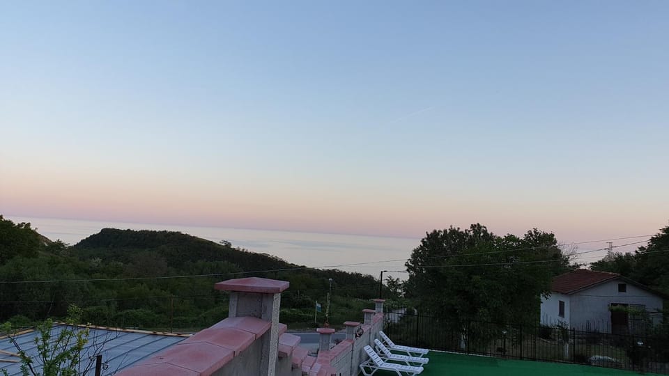 Natural landscape, View (from property/room), Mountain view, Pool view, Sea view, Sea view, Swimming pool, Sunrise, Sunset