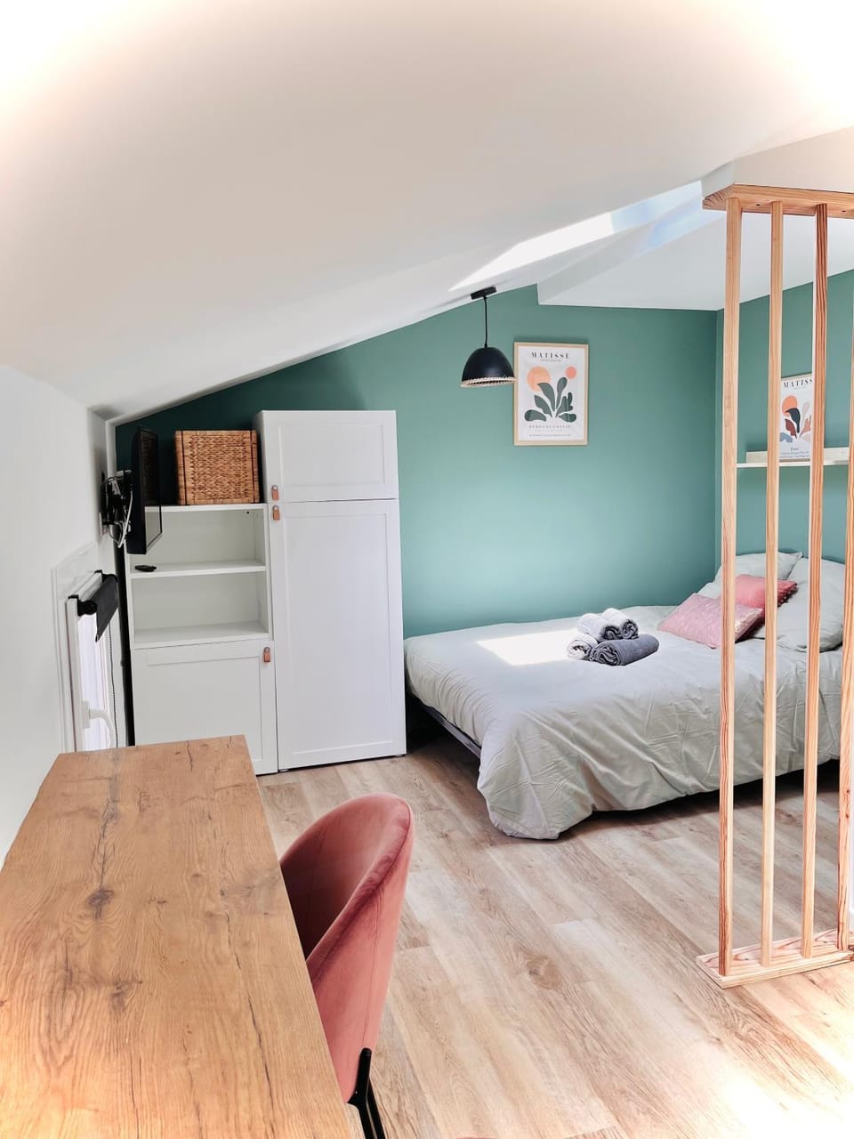 Bed, Bedroom, storage