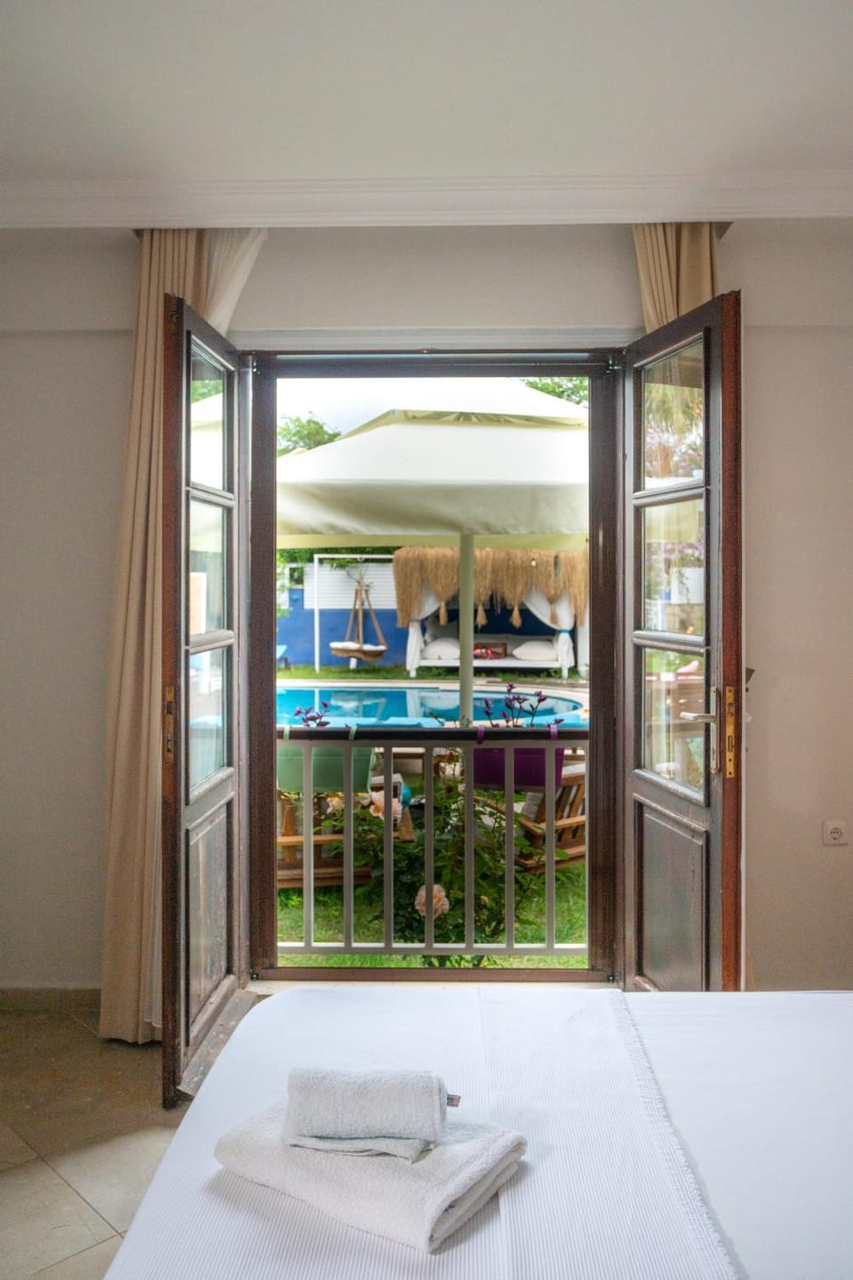 View (from property/room), Balcony/Terrace