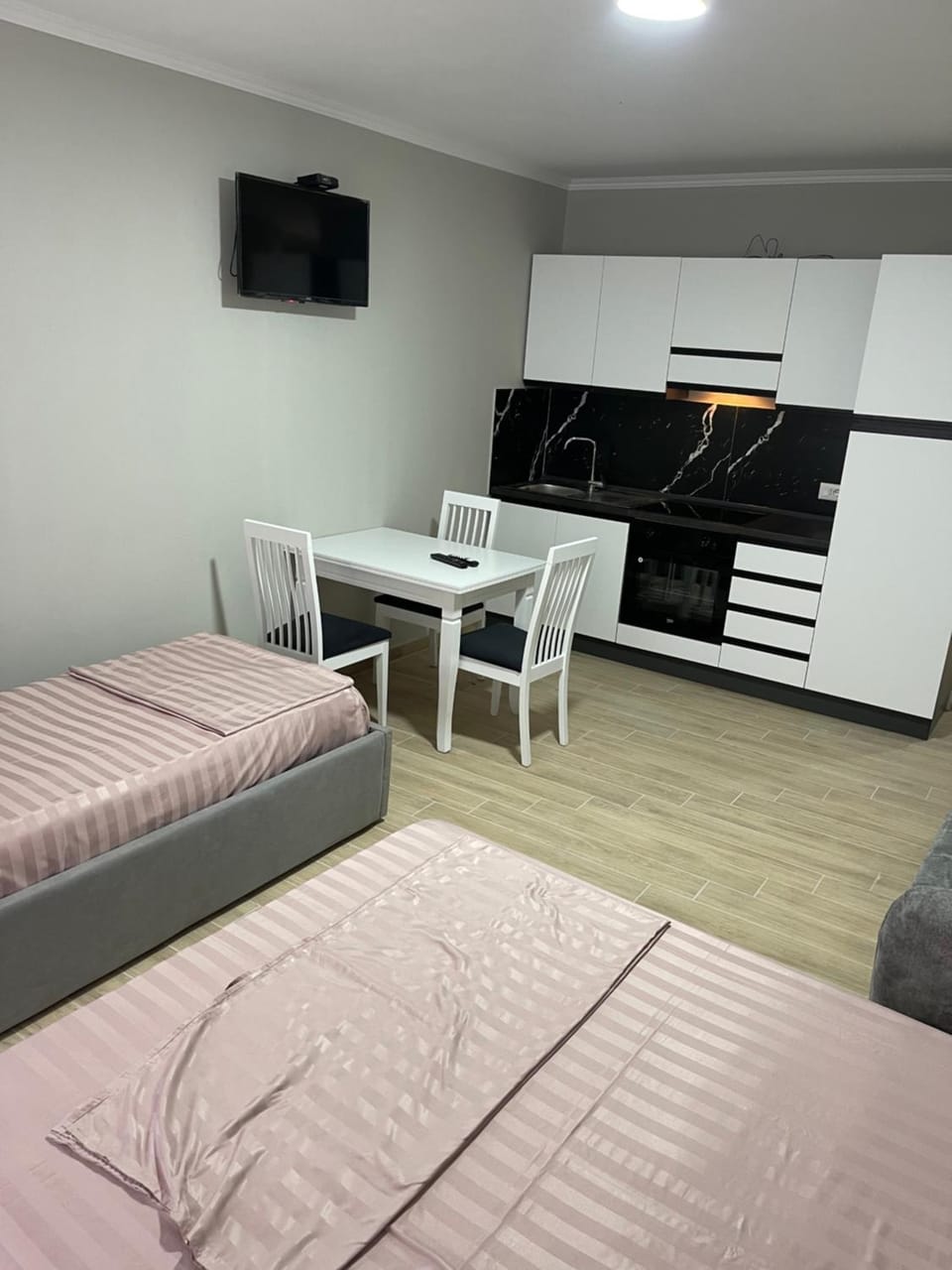 Cheap studios , 10 meters from beach Apartment in Tirana County, Albania