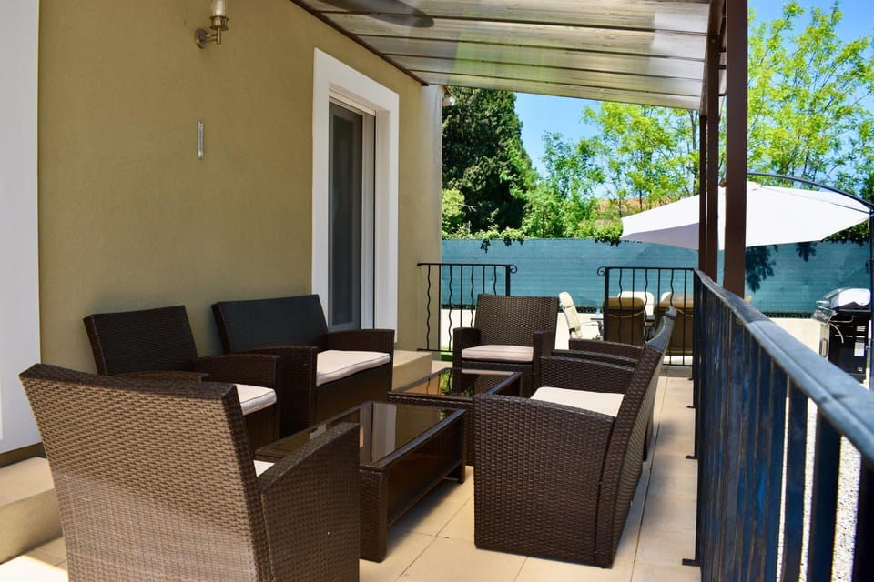 Garden, Balcony/Terrace, Balcony/Terrace