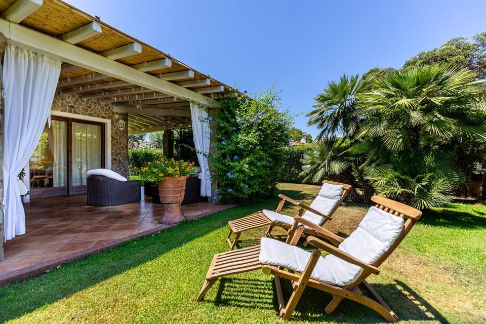 Patio Relax - 200m from beach - Villasimius Villa in Sardinia