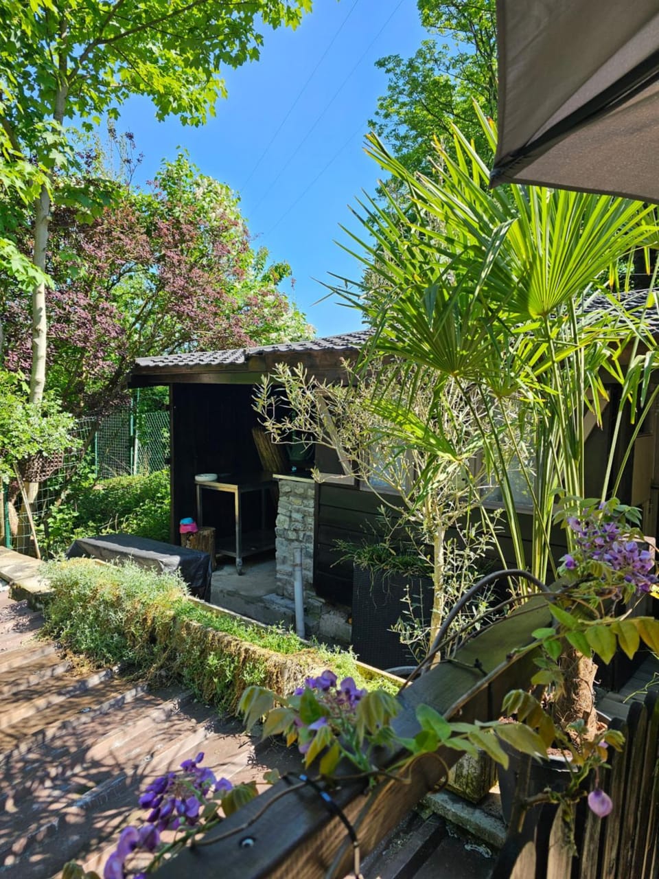 La Vallée House in Wallonia, Belgium