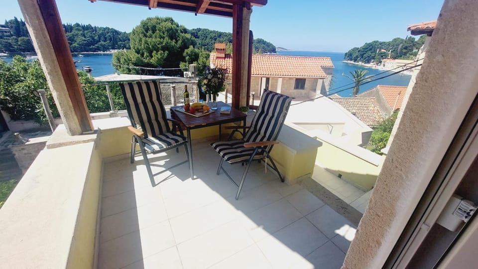 Day, Natural landscape, Balcony/Terrace, Balcony/Terrace, City view, Sea view