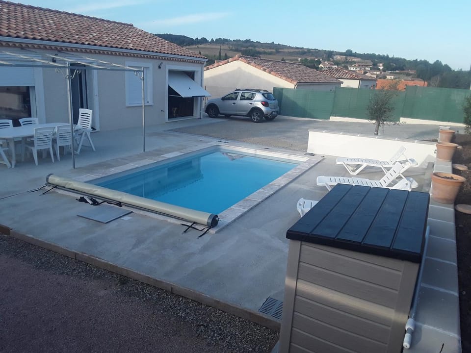 Patio, Natural landscape, Swimming pool, sunbed