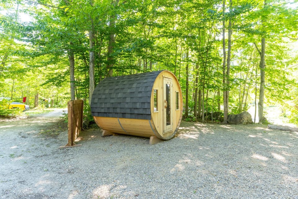 Grotto Getaway Campground/ 
RV Resort in Northern Bruce Peninsula