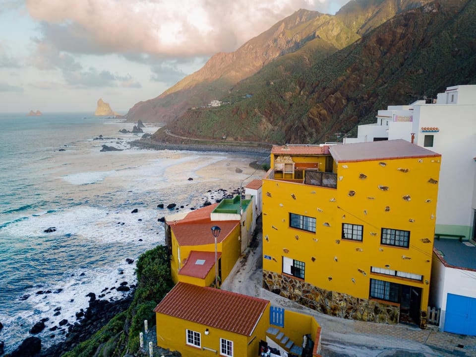 Property building, Neighbourhood, Natural landscape, View (from property/room), Mountain view, Sea view, Sunset