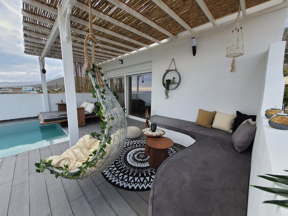 Tramonto Luxury Villa No2 - Breathtaking sunset view Villa in Karpathos, 857 00, Greece