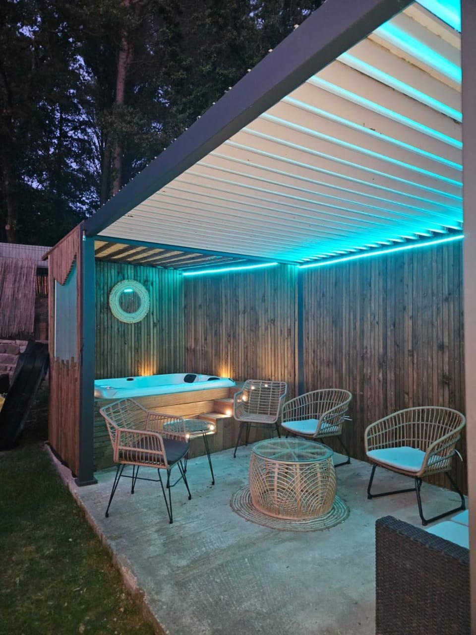 Hot Tub