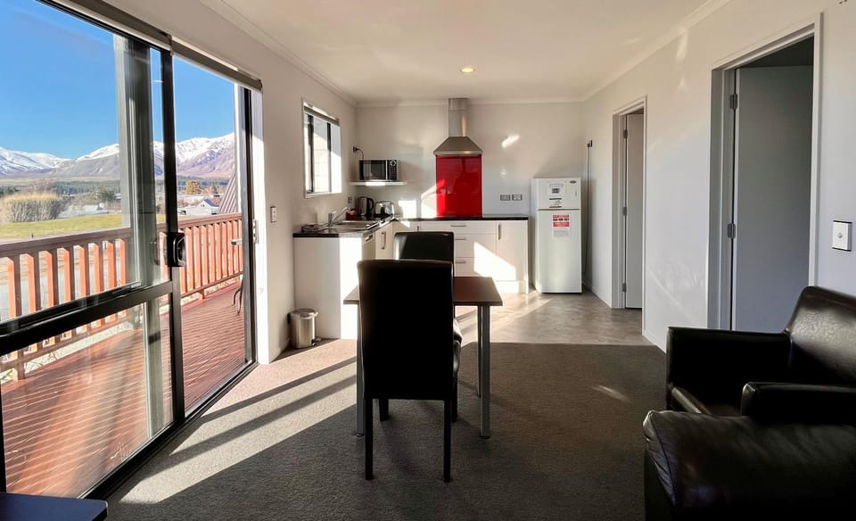 Patio, Seating area, Dining area, Mountain view, kitchen