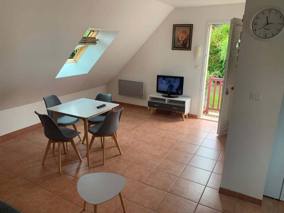 Appartement situé prés des plages et du golf Apartment in Brittany