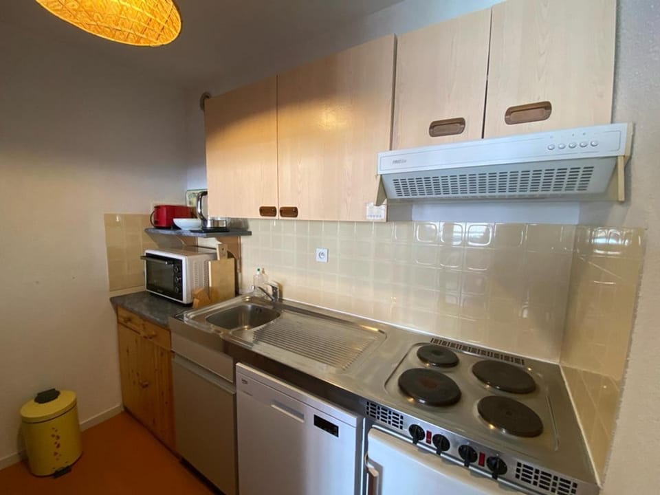 Appartement avec Piscine, Terrasse et Parking à Capbreton, Proche du Port - FR-1-413-198 Apartment in Capbreton