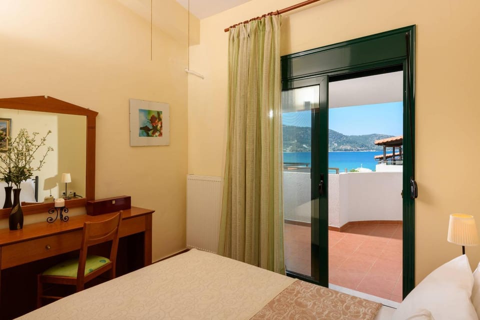 Bedroom, Sea view