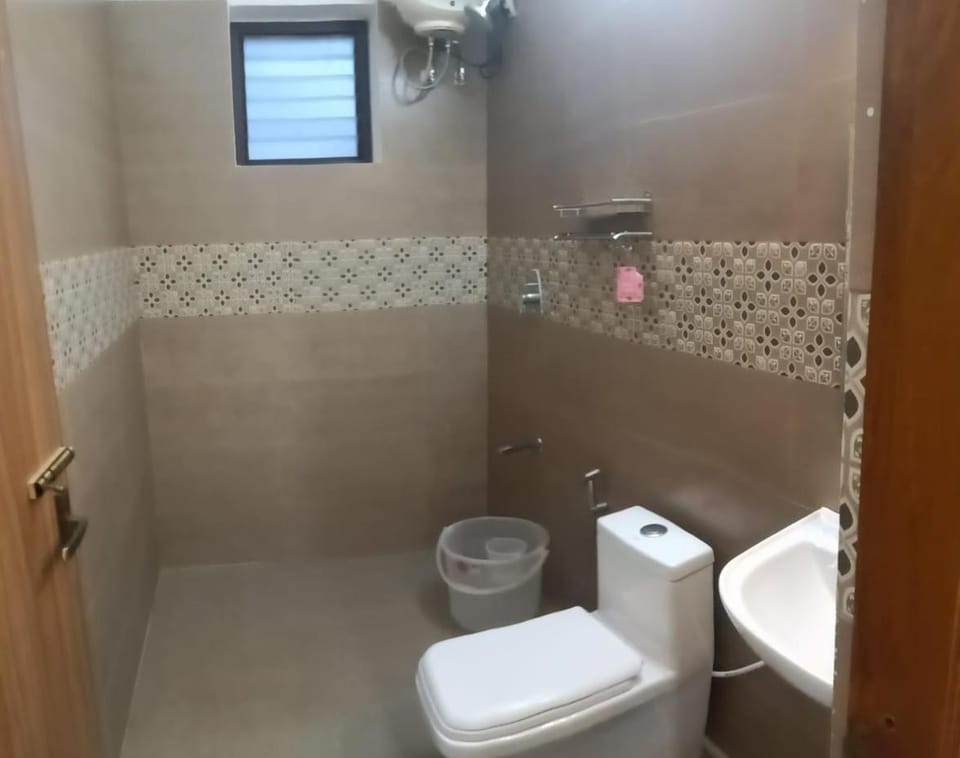 ECR River Valley Bed and Breakfast in Tamil Nadu