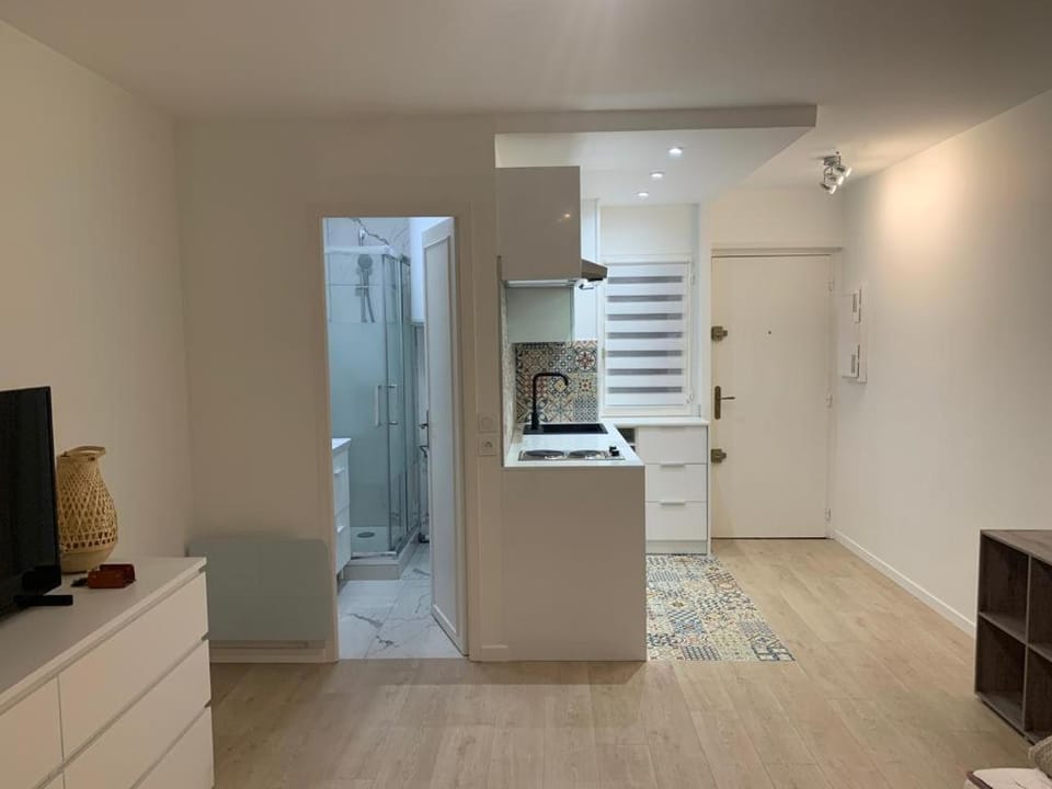 Bathroom, Kitchen or kitchenette