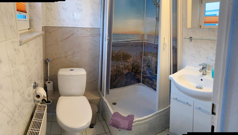 Fewo Tini am Strandzugang mit WLAN inklusive, keine Haustiere Apartment in Zingst