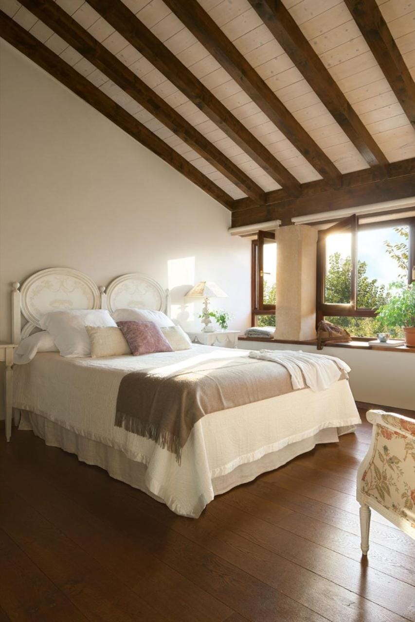 Bed, Decorative detail