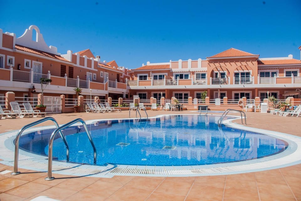Solarium, Swimming pool