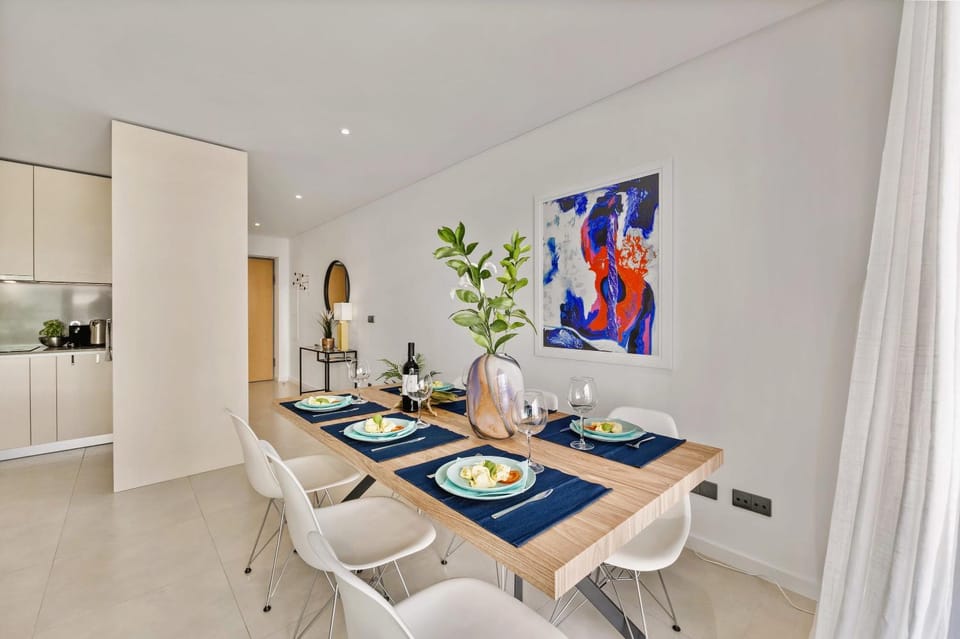 Living room, Dining area, kitchen