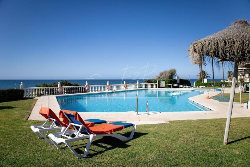 Garden, Swimming pool, Swimming pool, Open Air Bath, Public Bath