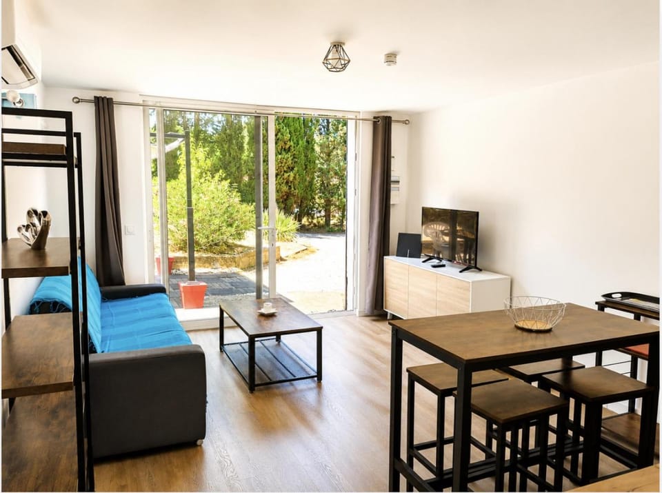 L'Olivier Apartment in Provence-Alpes-Côte d'Azur
