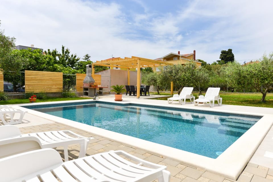 BBQ facilities, Garden, Swimming pool, Swimming pool