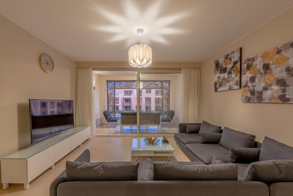 Mangroovy 2 Bedroom Sea View Apartment, Pool & Beach Apartment in Hurghada