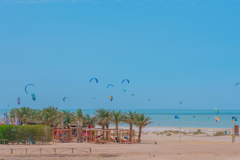 Mangroovy 2 Bedroom Sea View Apartment, Pool & Beach Apartment in Hurghada