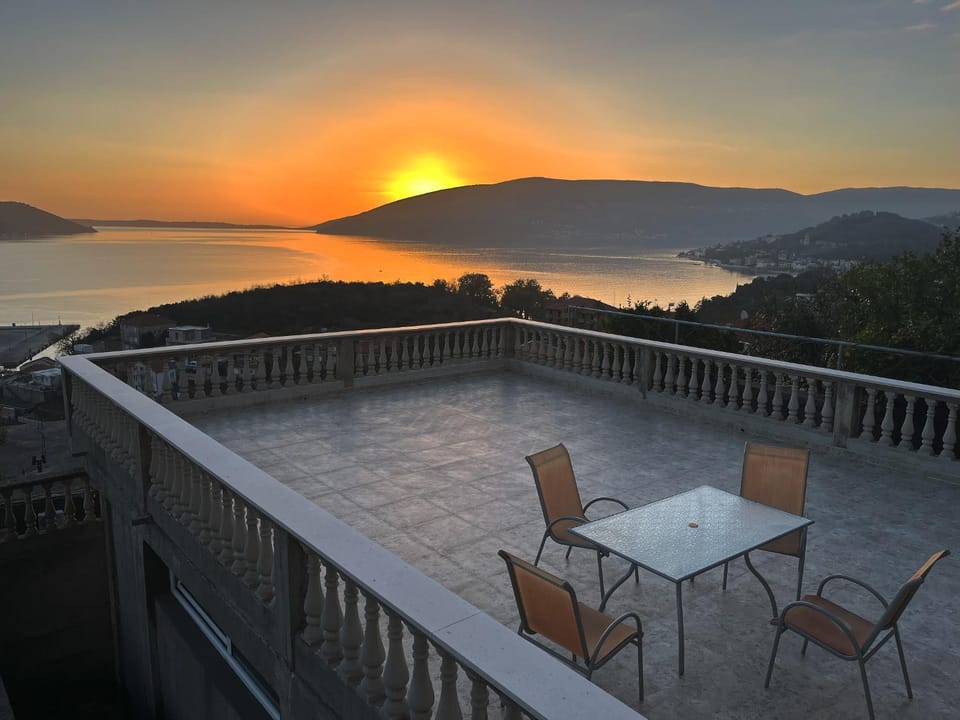 Balcony/Terrace, Sunset