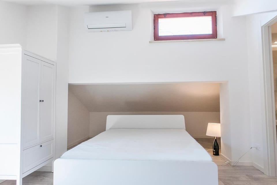 S271 - Sirolo, deliziosa mansarda condizionata arredata con gusto Apartment in Sirolo