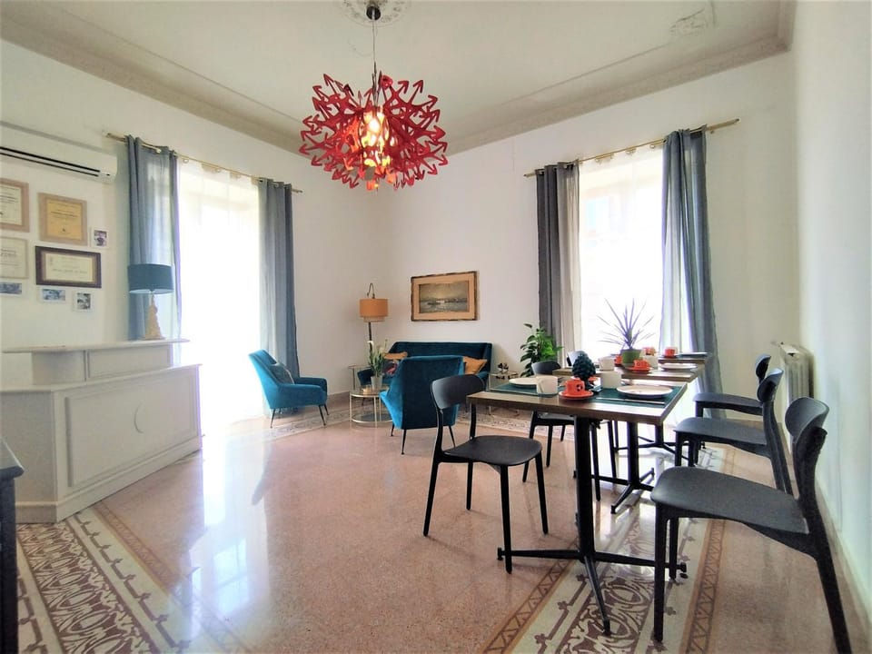 Living room, Lobby or reception, Seating area, Internal: Not applicable to any particular room