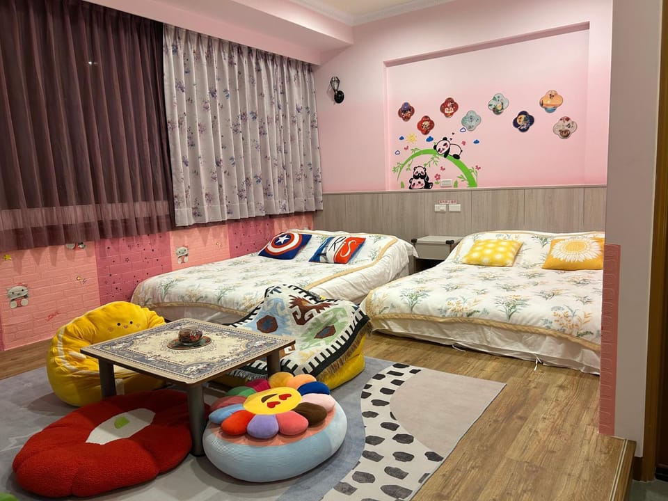 Photo of the whole room