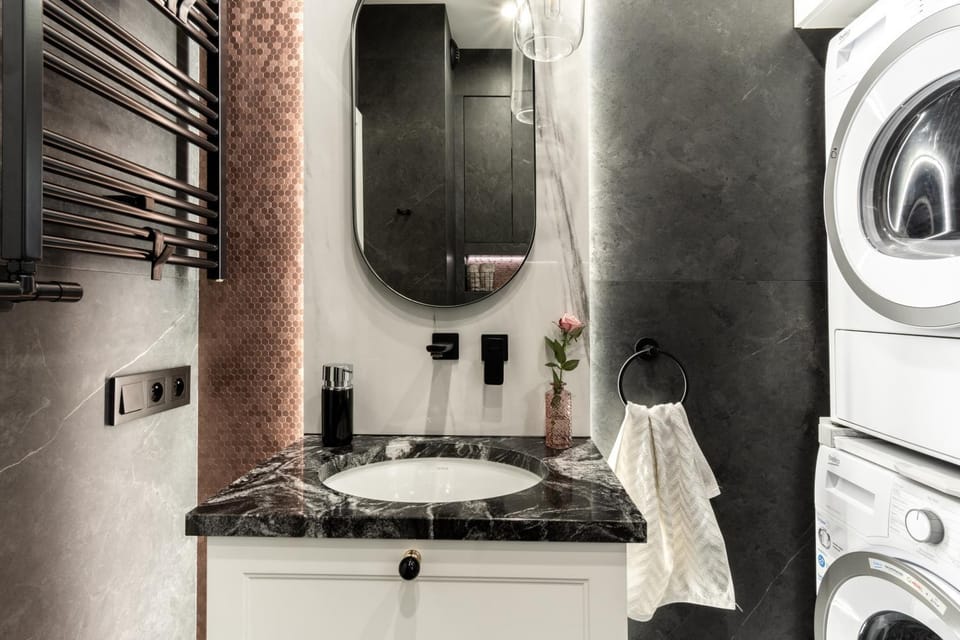 Lovely flat Fabryczna Street AC free parking Apartment in Krakow