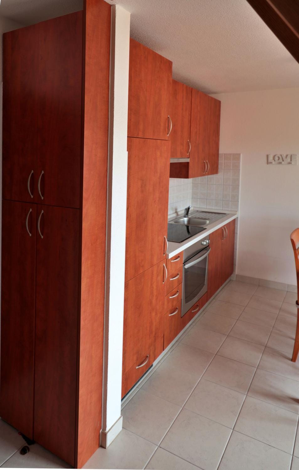 Apartment Carole Apartment in Okrug Gornji