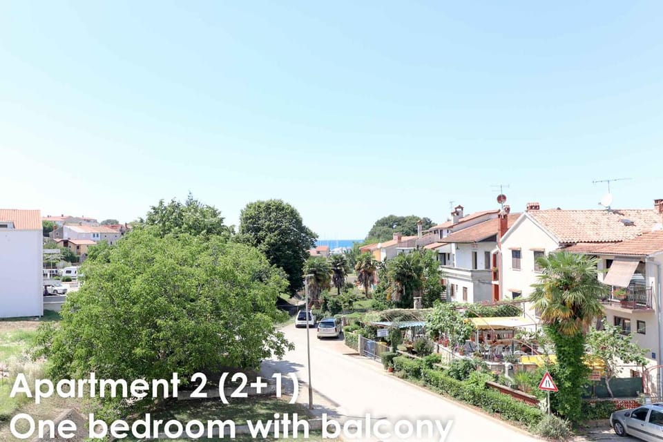 Neighbourhood, Street view