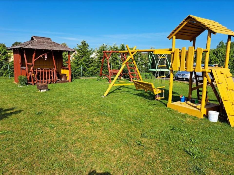 Svečių namai Erna Bed and Breakfast in Palanga