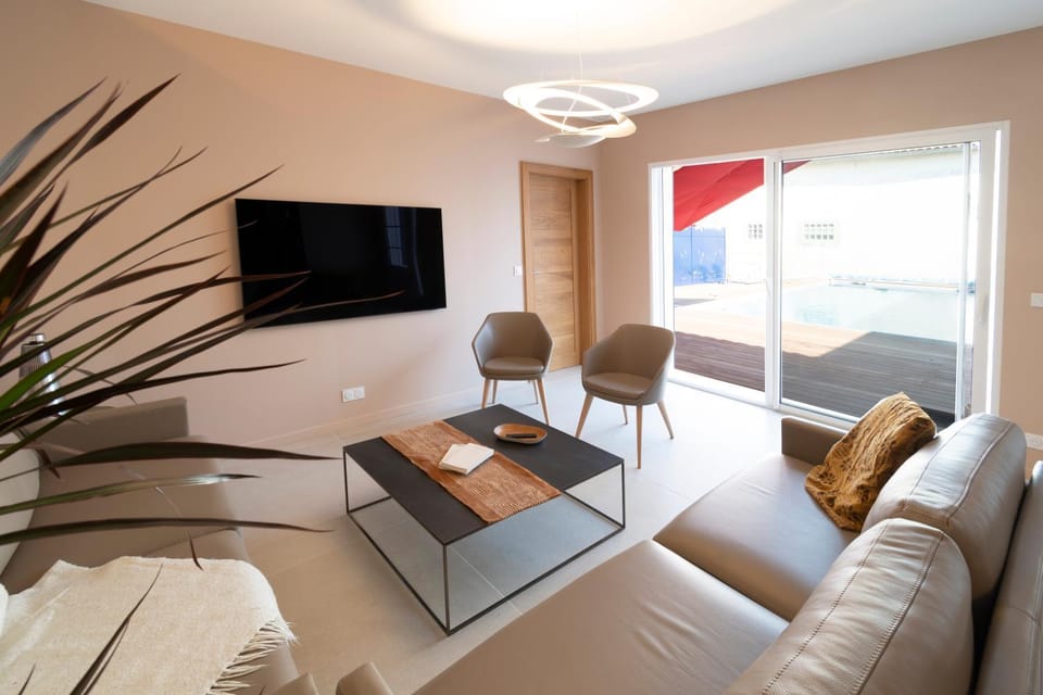 Communal lounge/ TV room, TV and multimedia, Living room, Lounge or bar
