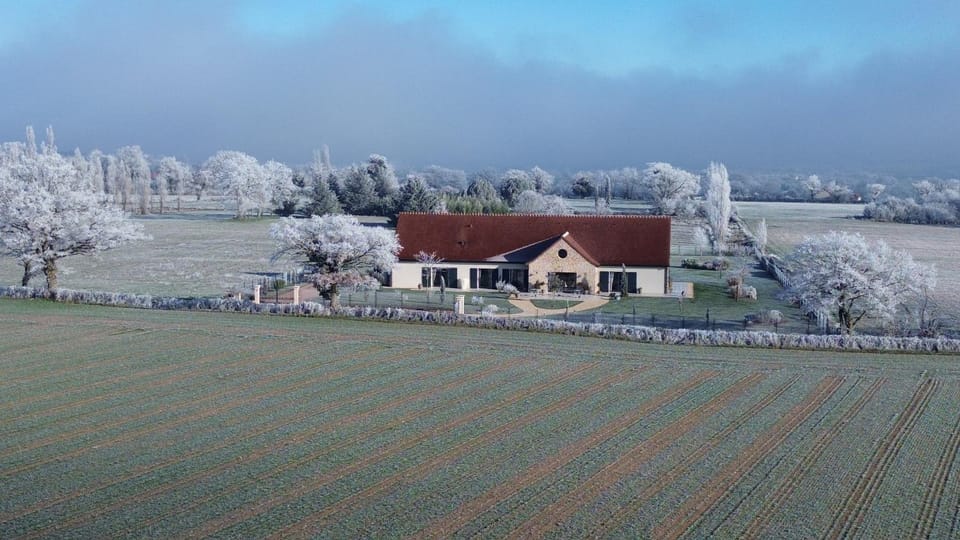 Property building, Winter