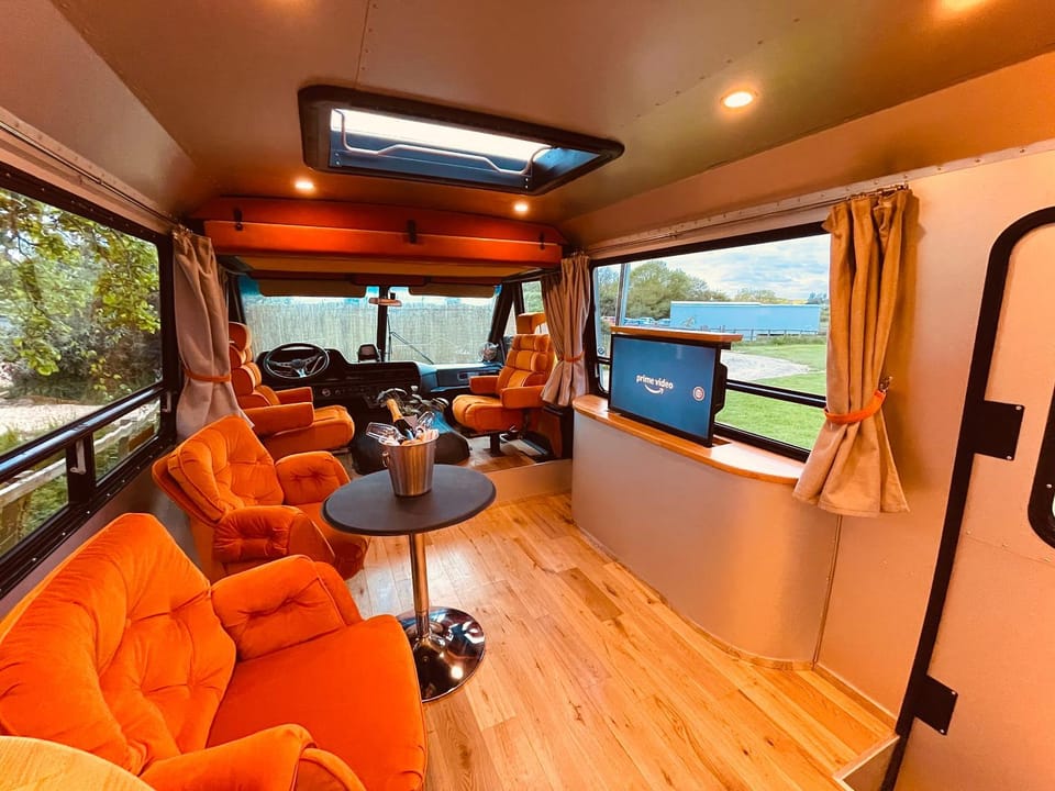 Vintage 1980s Winnebago Villa in West Oxfordshire District