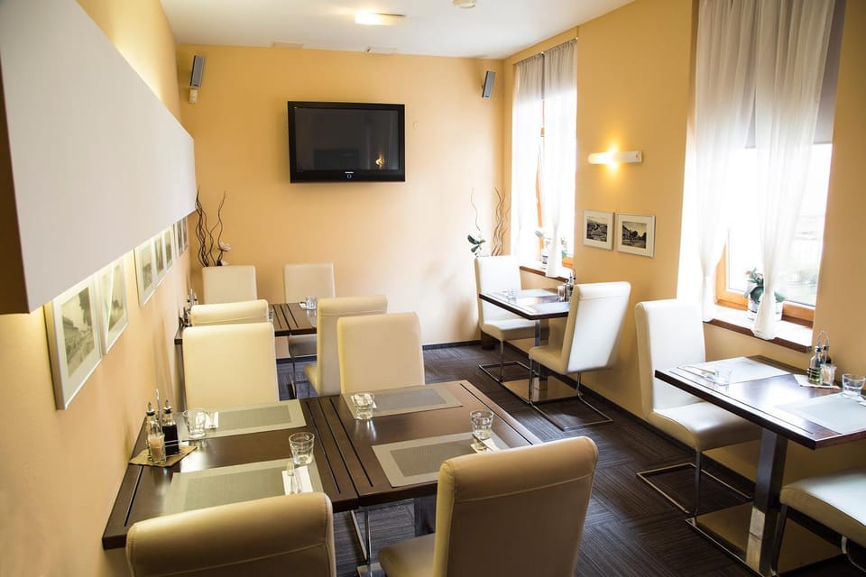 Meeting/conference room