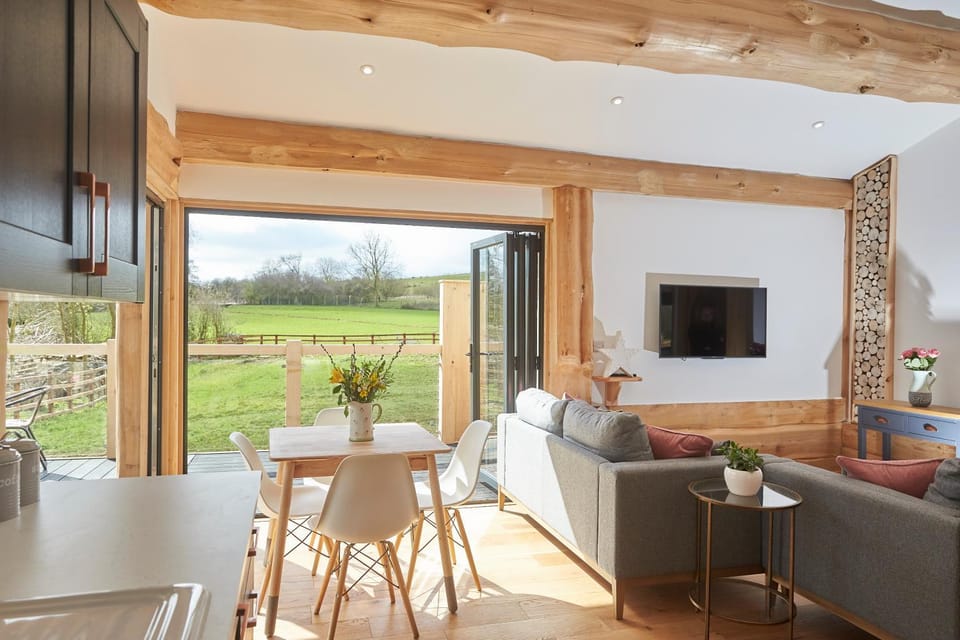 Waters Edge Retreat Nature lodge in Daventry District